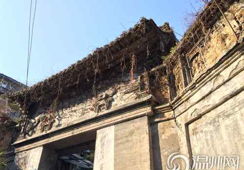 不该存在的文物 私人不得擅自修缮文物 市区百年老宅住户无奈住危房