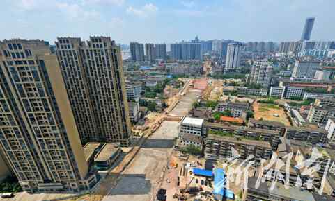 黄兴北路 黄兴北路今年国庆建成，看看老街当初的模样