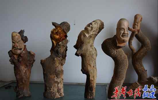 根雕书法 [娄底]环卫工成"艺术大师" 书法根雕样样精通