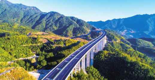 炎汝 罗霄山下筑通衢——写在炎汝高速公路全线开通之际