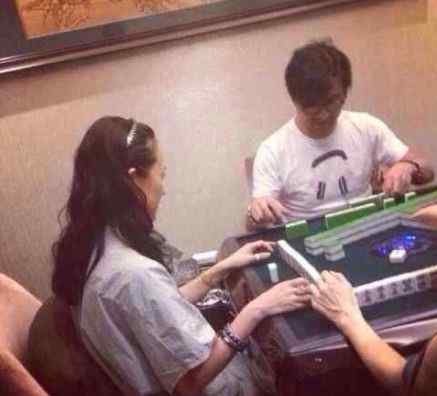 章子怡汪峰恋情证据 章子怡汪峰恋情证据 揭秘娱乐圈里的地下恋/图文章配图