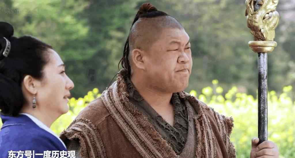 真实的李元霸简介 此人在历史上真实存在，堪称隋唐第一高手，更是李元霸唯一怕的人