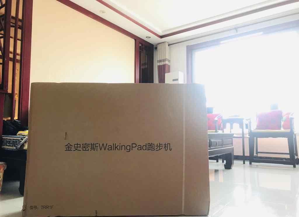 金史密斯跑步机 亲测：老罗带货同款金史密斯 WalkingPad R1 跑步机好用吗？