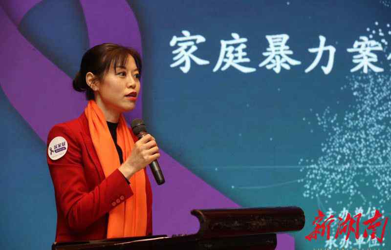 遇罗锦 从“休夫自由”到“共债共签”|法治中国铿锵行系列报道②