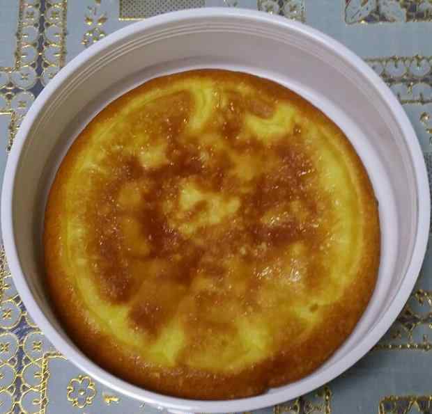 电饭锅蛋糕出锅防回缩 电饭煲蛋糕你做成功了吗？遇到塌陷回缩有这几种原因一一分析案例
