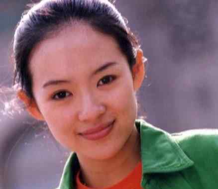 章子怡大学时的旧照曝光 少女感满满和现在没差别