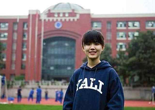 雅礼中学黄雨桐 湖南学霸黄雨桐：雅礼中学近十年首位被剑桥录取学生，不是书呆子