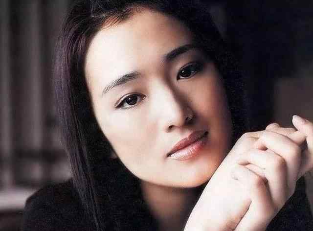甄子丹国籍 甄子丹节目中怒道：国籍都不是中国的了，还谈什么爱国？
