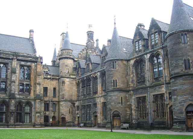 英国赫特福德大学 赫特福德大学相当于中国什么等级的大学？