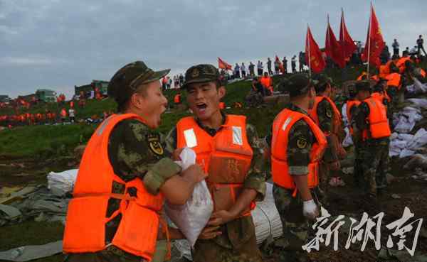 益阳洪水 历史将铭记这个夏天——湖南抗击历史罕见特大洪水纪实之一