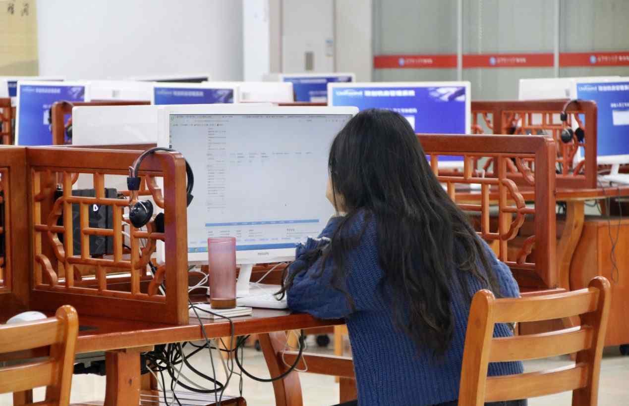长沙理工大学图书馆 长沙理工大学图书馆：“软”“硬”兼施满足读者需求