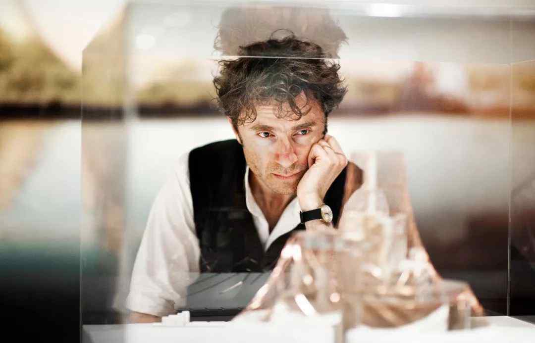 设计鬼才网 盘点丨设计鬼才Thomas Heatherwick几大惊艳之作