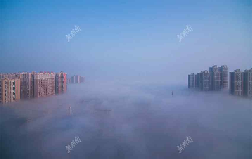 长沙天空之城 天空之城：长沙现平流雾美景