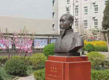 熊希龄 慈善济世：熊希龄与香山慈幼院