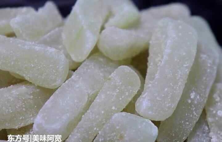 冬瓜糖怎样做 家庭自制冬瓜糖，软绵细腻，清脆爽口，我家每年总会做几十斤