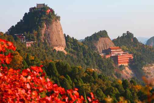 北京香山什么时候去最好 北京周末旅游好去处  北京香山旅游全攻略