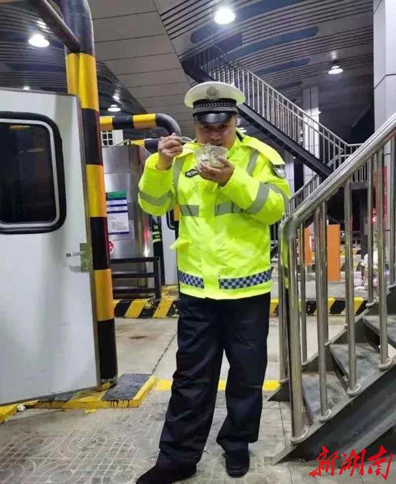 胡猛 59岁老民警：就算快退休，也要站好最后一班岗！