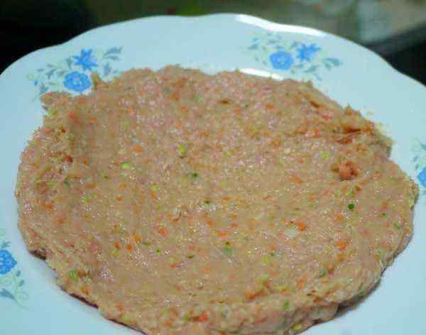 给猫咪做鸡胸肉的方法 猫咪鸡胸肉当主食，猫粮为辅可以吗？
