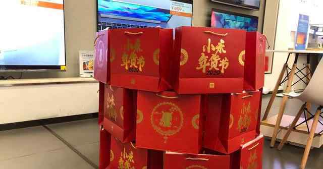 小米县级授权店加盟费 开一家小米授权店，到底赚不赚钱
