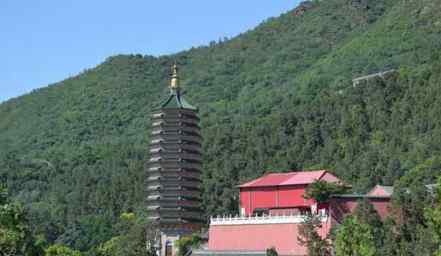 北京八大处旅游 北京八大处公园旅游攻略 八大处公园特色景点推荐
