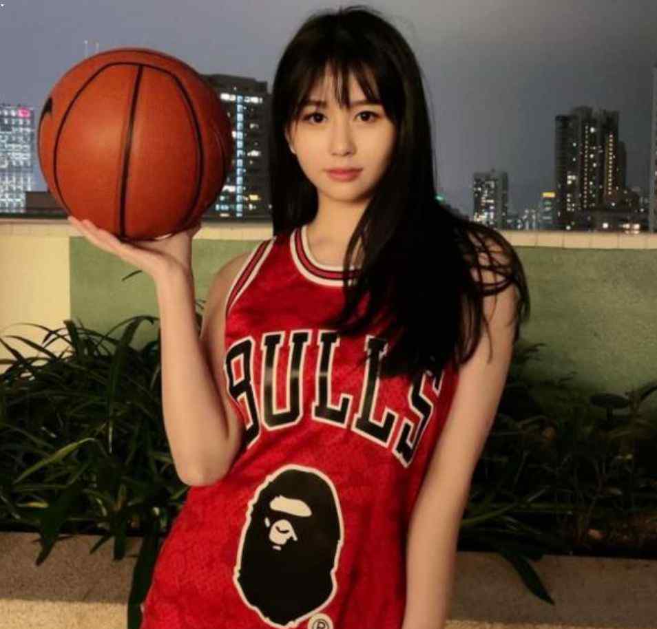 邱淑贞女儿cos赤木晴子 到底是什么状况？