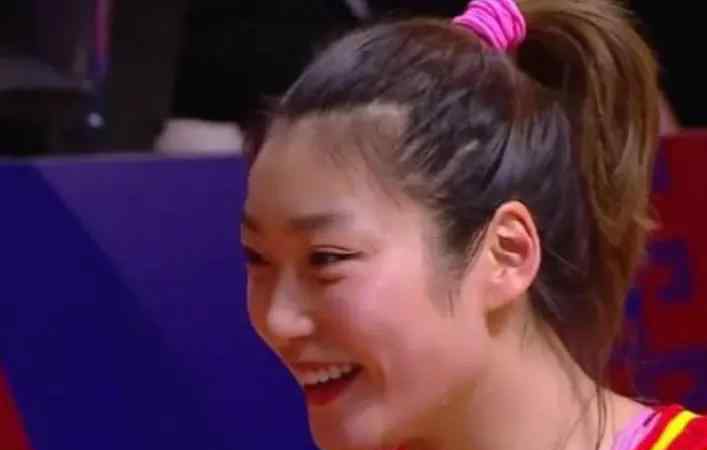 胡明轩女友 网传胡明轩和中国女篮姑娘李梦有恋情，事实是如此吗？