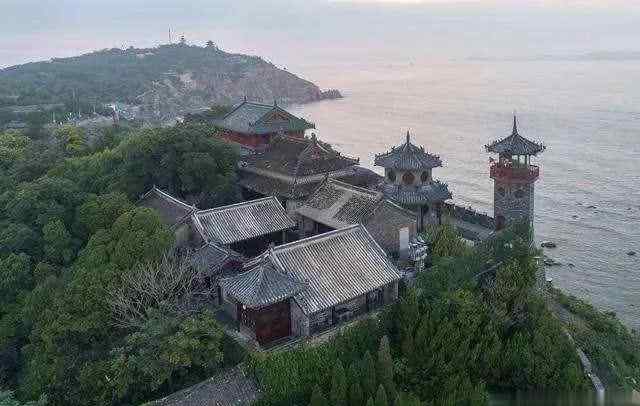 四大名楼排名 山东十大著名寺庙排行榜 山东香火最旺的十大寺庙 山东最出名寺庙