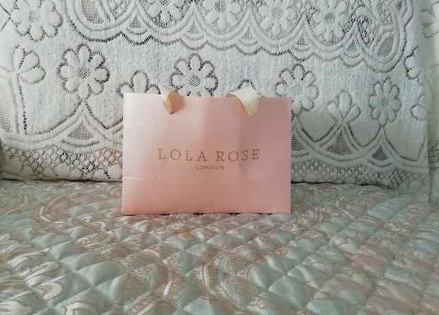 lolarose手表 LOLAROSE以独特的手表和饰品著称，有皇室成员也都是戴这品牌表
