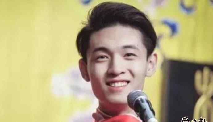 秦霄贤哪里人 秦霄贤家里干什么的 应该很多人都认识