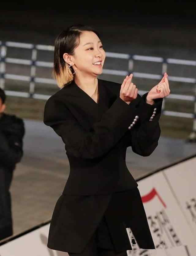 单眼皮的女明星 盘点韩国单眼皮女明星们
