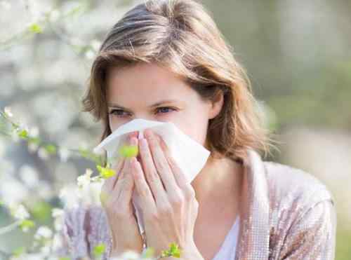 过敏鼻炎的症状 在这令过敏性鼻炎患者闻风丧胆的季节  别怕！有攻略