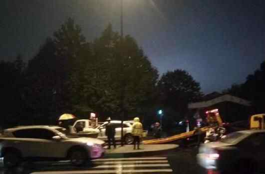 女子驾保时捷撞电动车致人死 丰潭路与莲花路车祸事件原因曝光