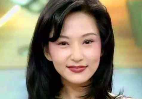 萧蔷整容前后 54岁张玉嬿与51岁萧蔷“真人”对比太吓人，难怪都说整容脸打不过天然脸