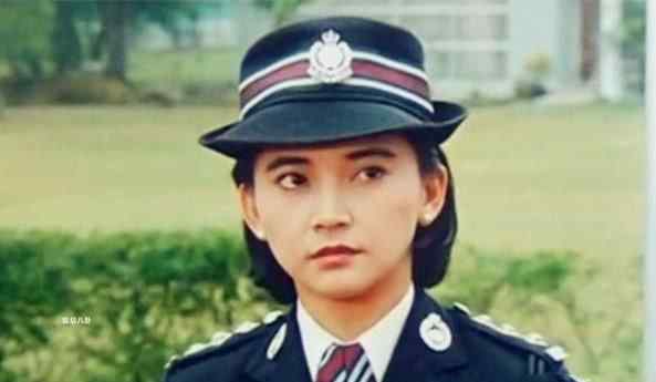 胡惠中 60岁胡慧中与女儿现身闹市发福明显