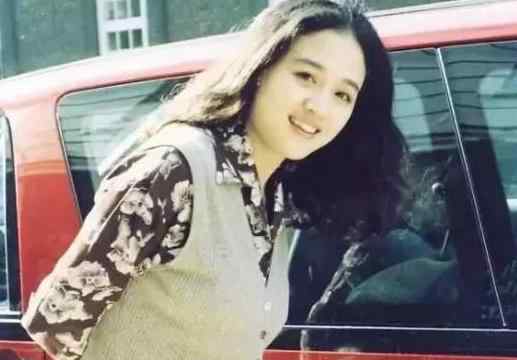 伍宇娟儿子 伍宇娟：23岁“一脱成名”，遭前夫自杀身亡，如今儿子身世成迷
