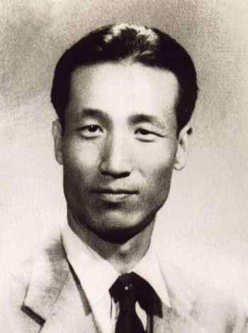 郑耀先的历史原型 《风筝》里面郑耀先的历史原型是谁？