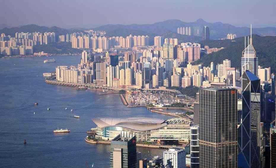 香港旅游三天够吗 2018香港清明节天气热不热？清明节去香港旅游适合穿什么？