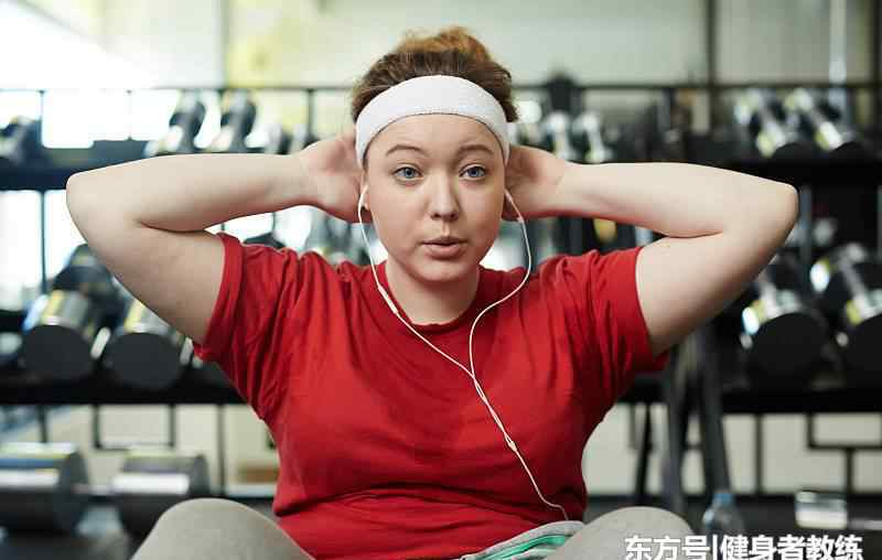 肚子肉多能练出腹肌吗 听说肚子上肉多的人容易练出腹肌？一派胡言！想要腹肌你得这样做