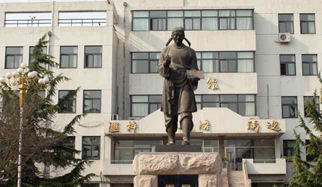 2018年北京印刷学院录取通知书最快什么时候收到,EMS快递查询及发放收到时间