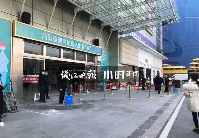 杭州义乌小商品城 批发市场迎来开市潮，杭州四季青、义乌小商品市场纷纷开市