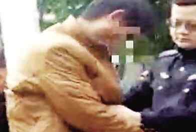 男子将盗贼捆路边 背后真相实在太惊人