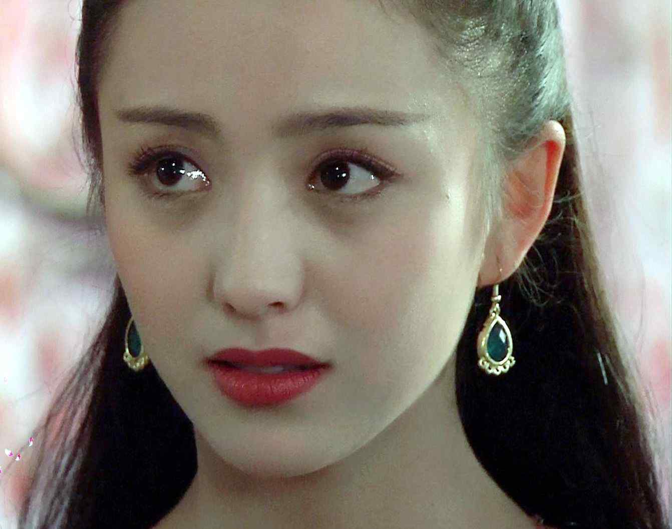 佟丽娅的父亲 网友称佟丽娅父亲直男癌 佟丽娅父亲下场怼网友