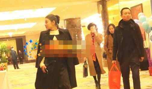 曹云金女友怀孕是怎么回事 隐婚还是未婚先孕真相揭秘