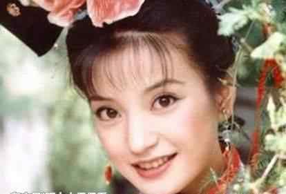 李婷宜幸好没演小燕子 为演电影放弃演小燕子，多年之后赵薇依旧当红，她却已无人记得