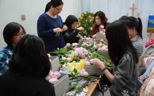 气球活动 2018三八妇女节趣味活动推荐 38妇女节创意有趣活动方案精选
