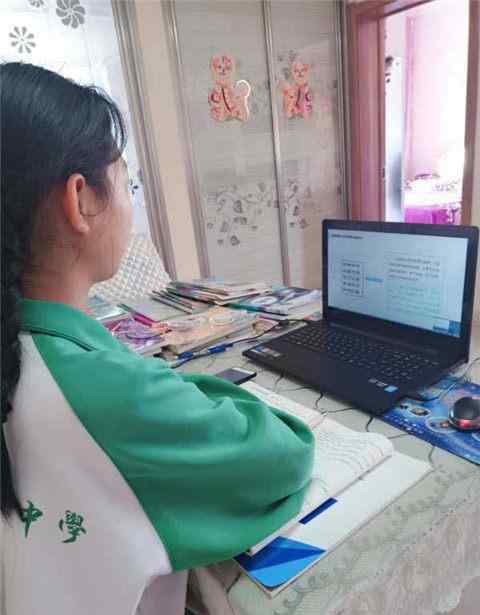 永吉十中 永吉十中组织毕业班学生收看“中考考前复习的心理智慧”视频