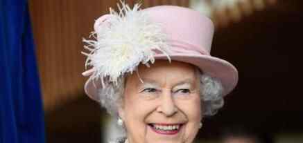 英女王92岁生日 这也太让人意外了
