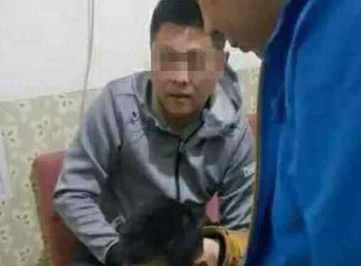 约网友持枪抢金店 究竟是怎么回事？