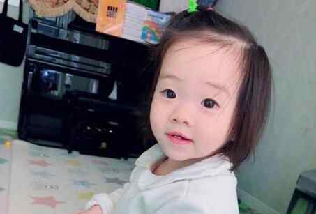 杨云晒女儿懵懂照 杨云女儿叫什么？