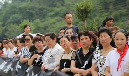 送别李芳老师 悲剧真相实在让人痛心